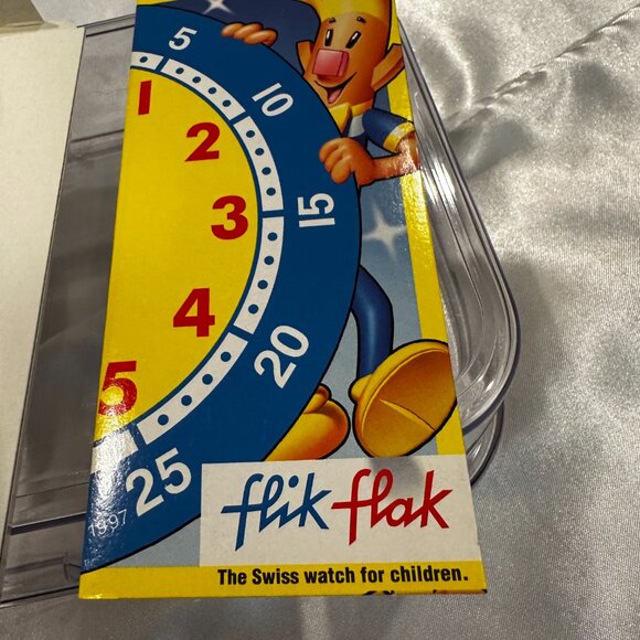 Vintage 1997 Forest Green Flik Flak Kids Swiss Made Watch – New in Box - Picture 7 of 8